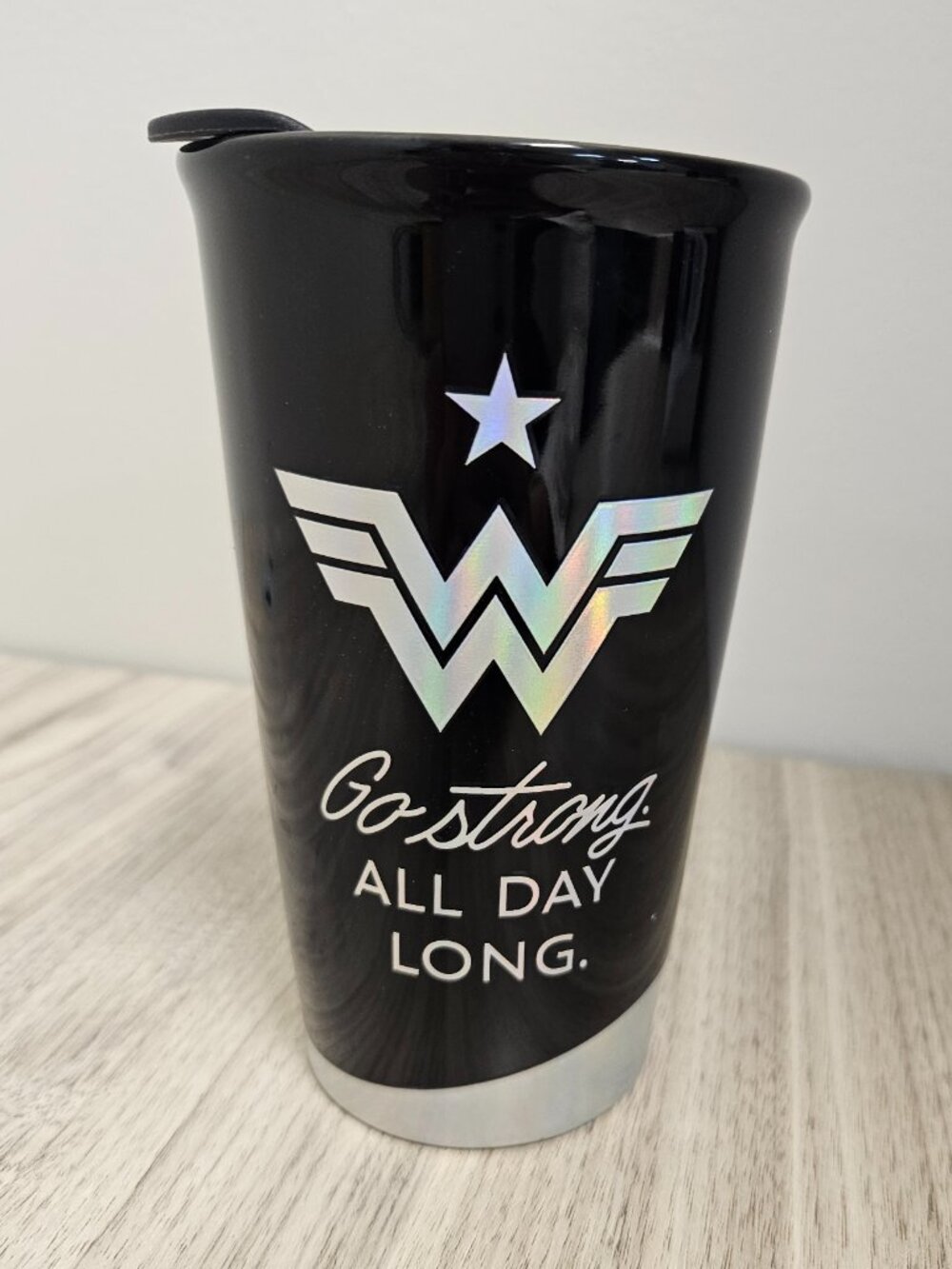 Wonder Woman Holographic Travel Mug – Go Strong All Day Long